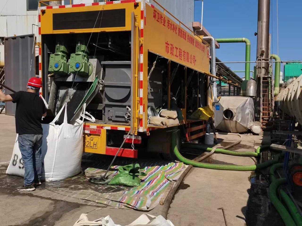 克孜勒苏柯尔克孜淤泥压干处理